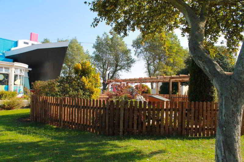Vakantiepark Pakefield Village - Adults Only 2*